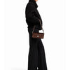Borsa HOGAN H01y tracolla piatta mini
Testa di moro